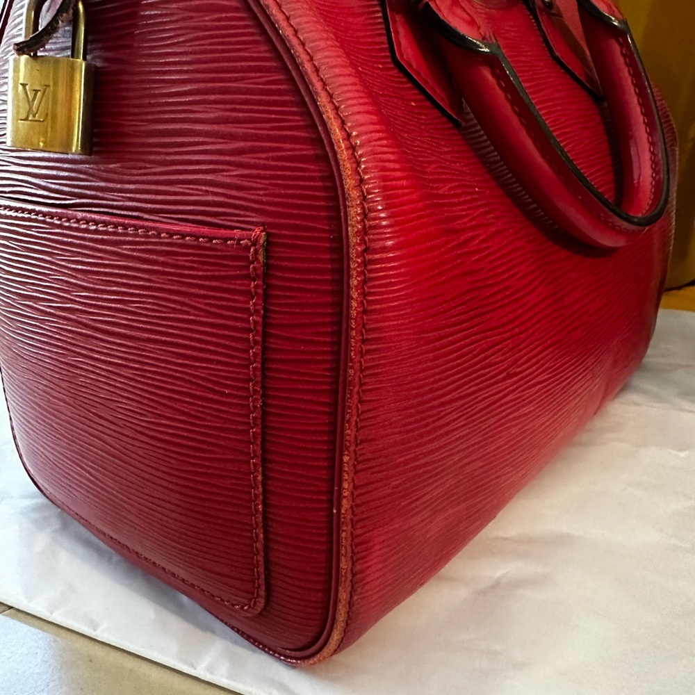 Louis Vuitton Red Epi Leather Handbag - Picture 14 of 16